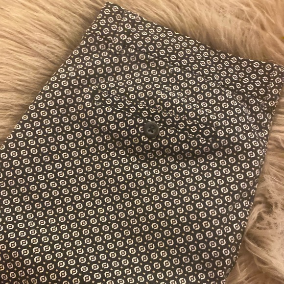Like new Gap Slim City straight leg stretch patterned pants - Picture 2 of 5